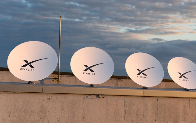 Польща відправила Україні 5 тисяч терміналів Starlink нового покоління