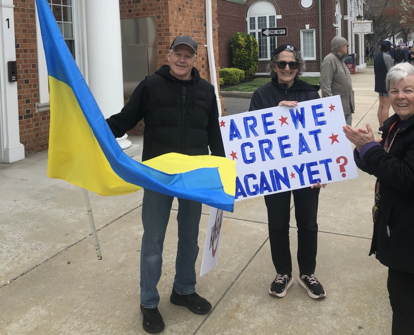 Resistance in America - Resistance in Ukraine