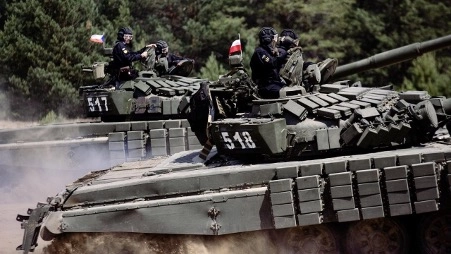 Чехія передала Україні останні зі своїх танків T-72