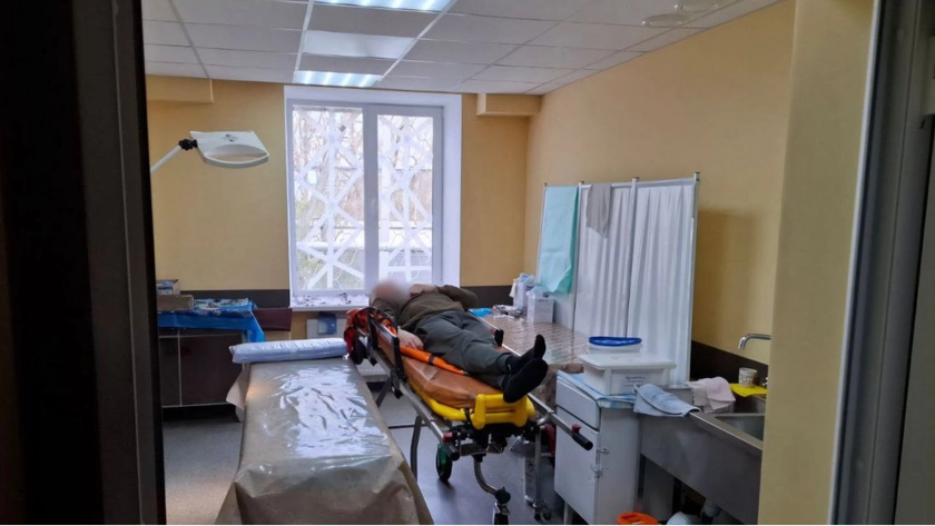 Russian Drone Strike on Nikopol Leaves Over a Dozen Injured, Including Teenager