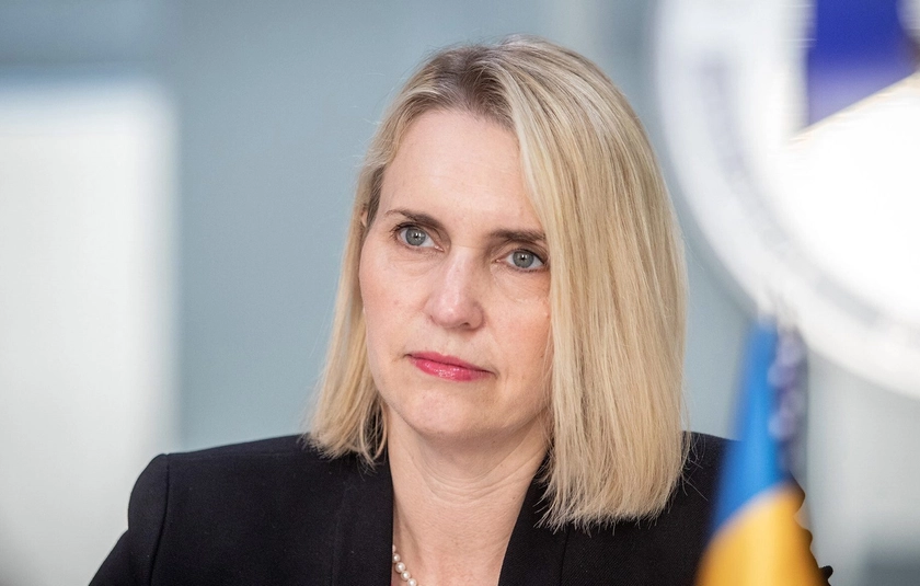 Посол США в Україні Бріджит Брінк подала у відставку