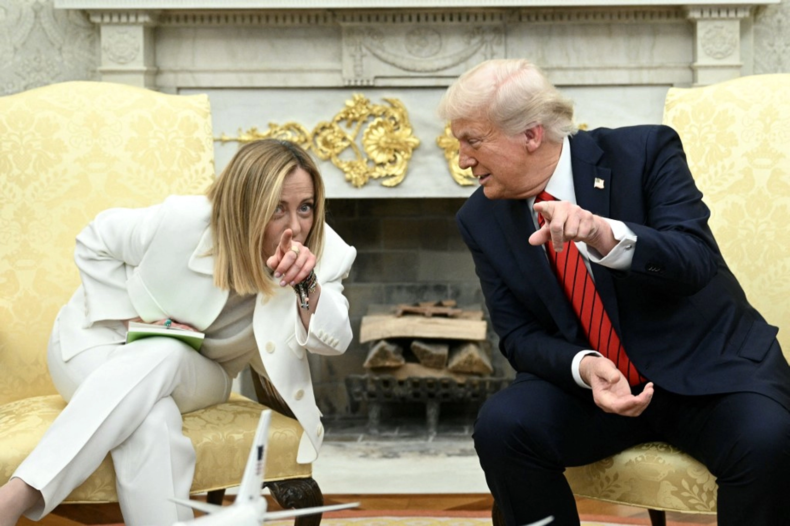 ‘Not a Big Fan’ – Trump Swipes at Zelensky During Talks With Italian Leader