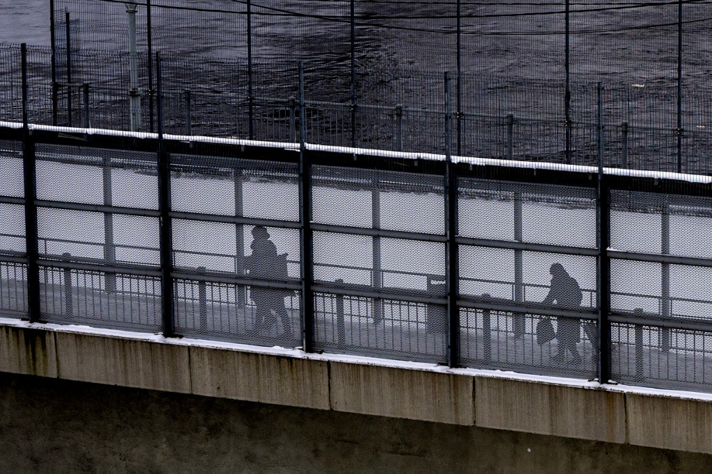 Russian Guards Cross Estonian Border as Tensions Simmer