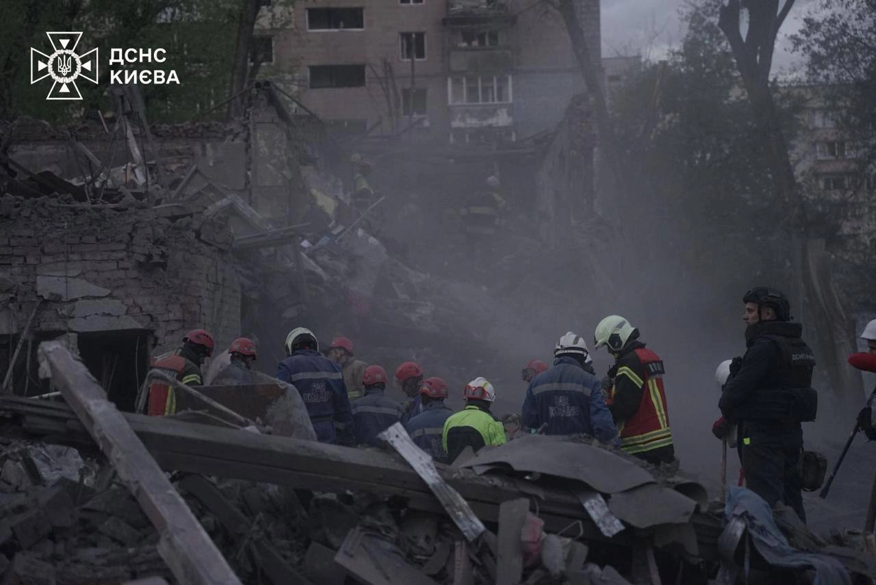12 Killed, 90 Injured in Kyiv Amid Largest Russian Attack in Months