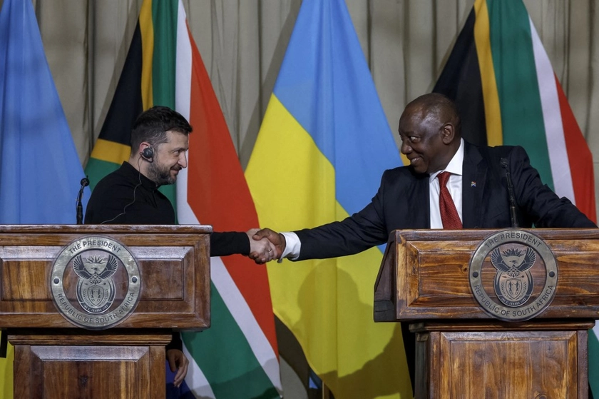 Zelensky Says Ukraine Would Do ‘Everything’ but Cannot Budge on Crimea