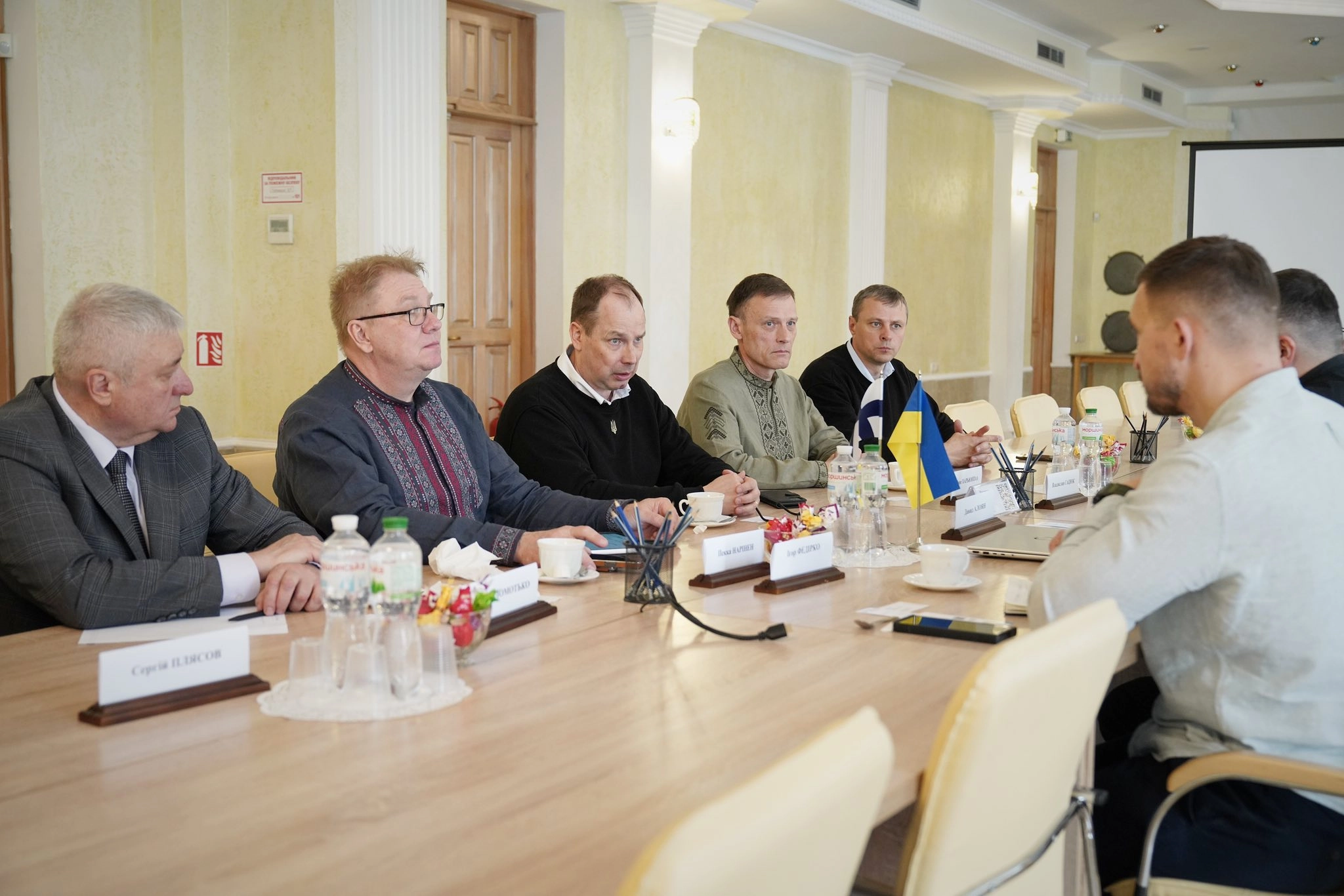 Фінляндія допоможе України будувати укриття для підприємств ОПК