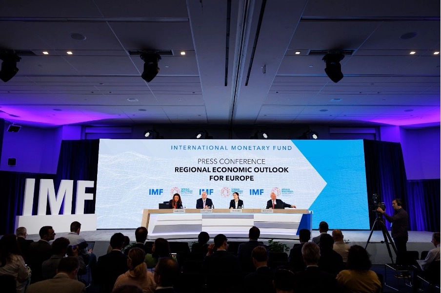 IMF Downgrades Ukraine’s Economic Growth Estimate by 2%