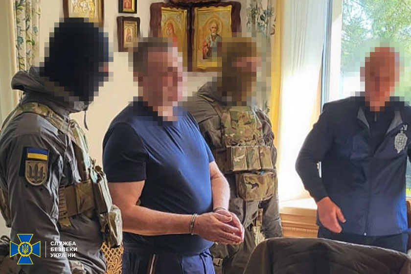 Ukraine Arrests Arms Maker for 120,000 Defective Mortar Rounds
