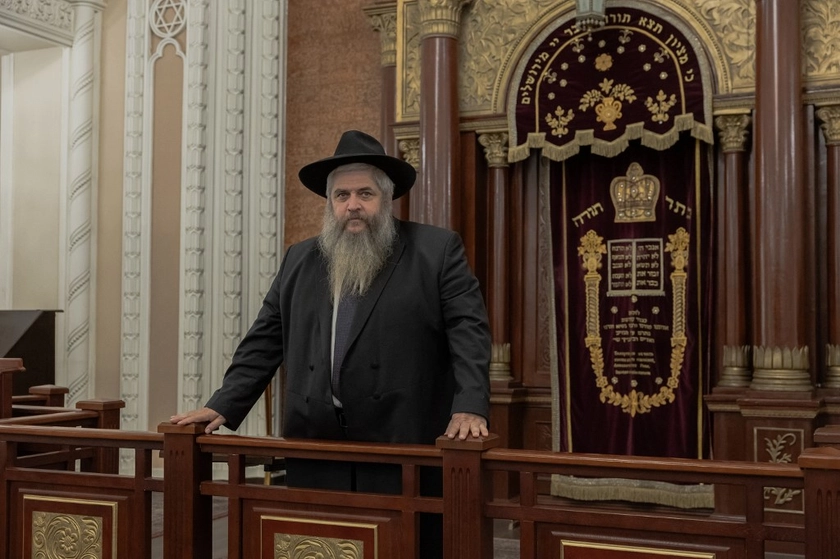 Ukraine’s Chief Rabbi Sings Plea to Trump to Side With Kyiv