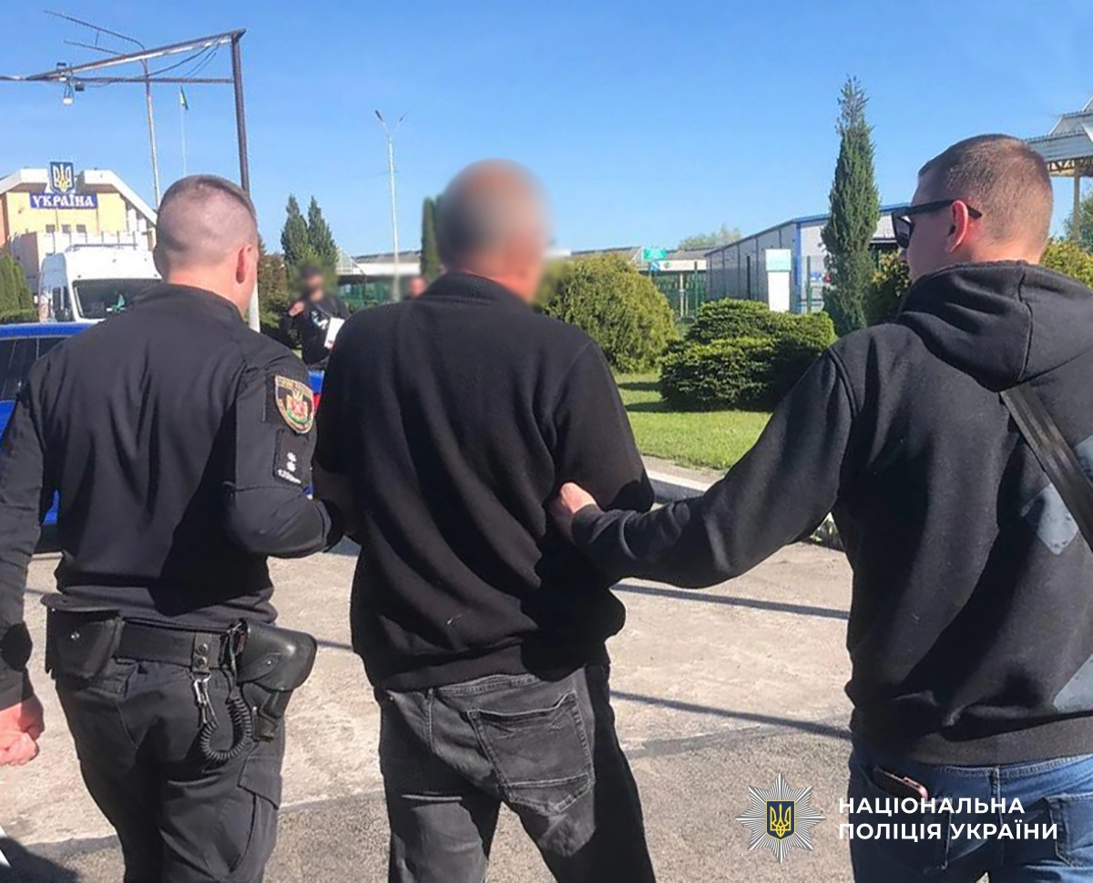 Німеччина екстрадувала жителя Житомирщини, підозрюваного в торгівлі людьми