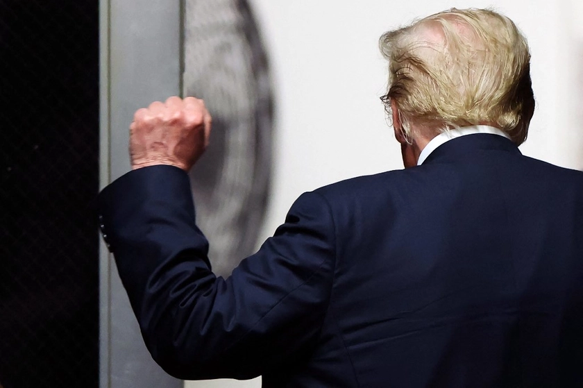 «Щоб шкварчало, як стейк»: Трамп – герой мильної опери в соцмережах