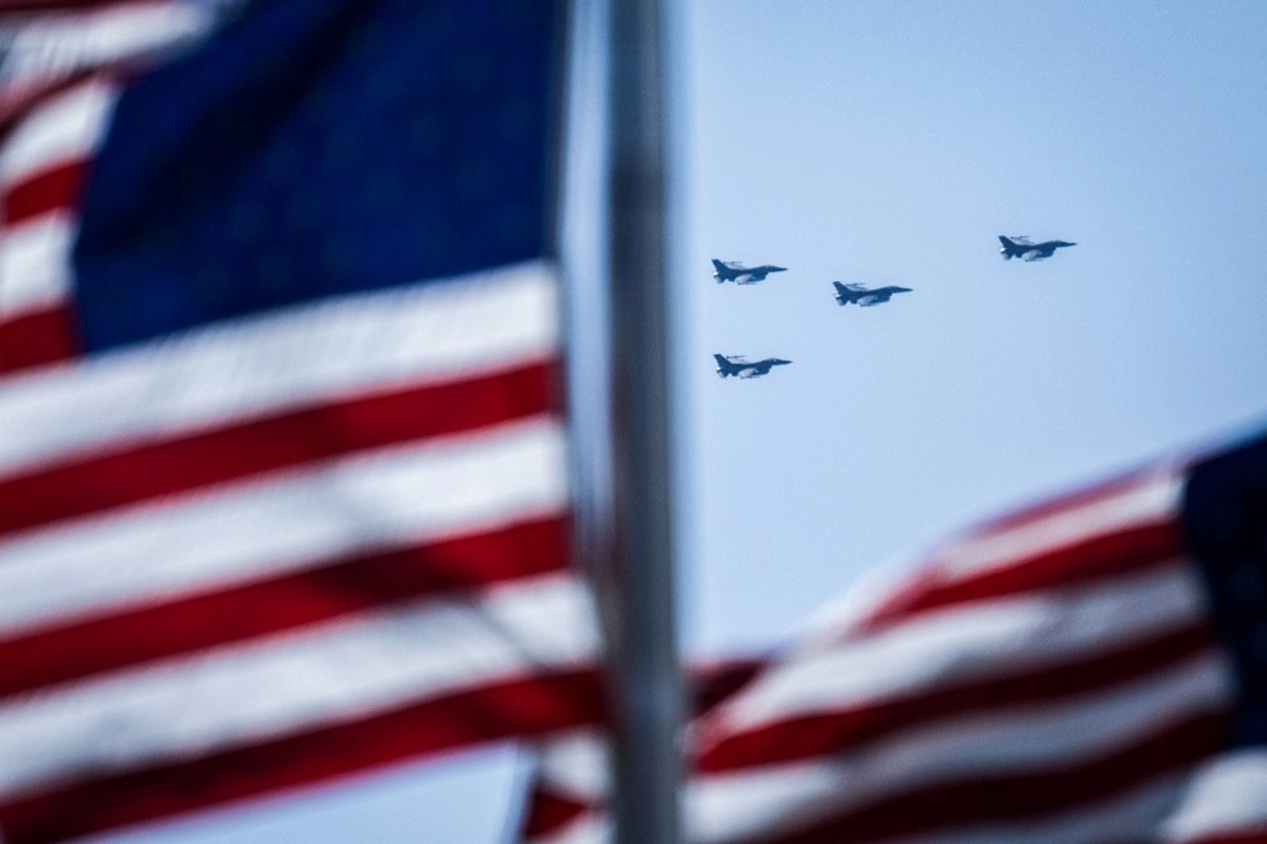 US May Offer Air and Intelligence Support to Guard Peace in Ukraine