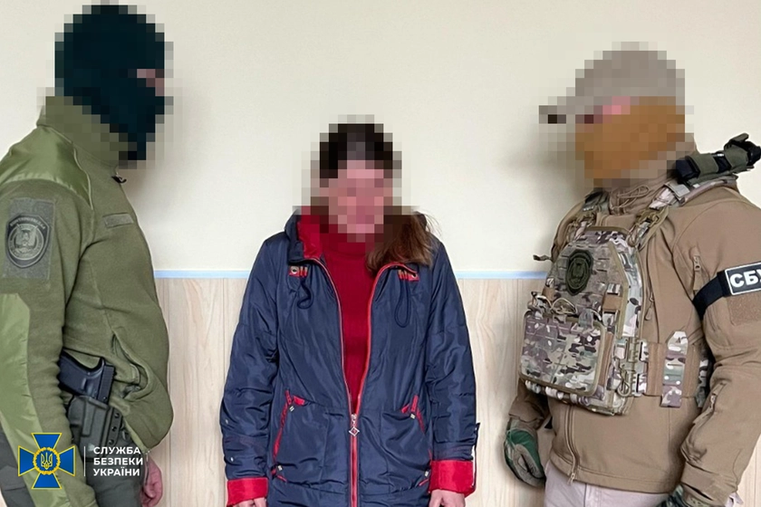 Russia Recruits 43-year-old TikToker to Spy on Ukrainian Troop Locations – SBU