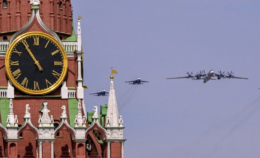 Росія в 90-х роках видурила в Казахстану стратегічні бомбардувальники Ту-95
