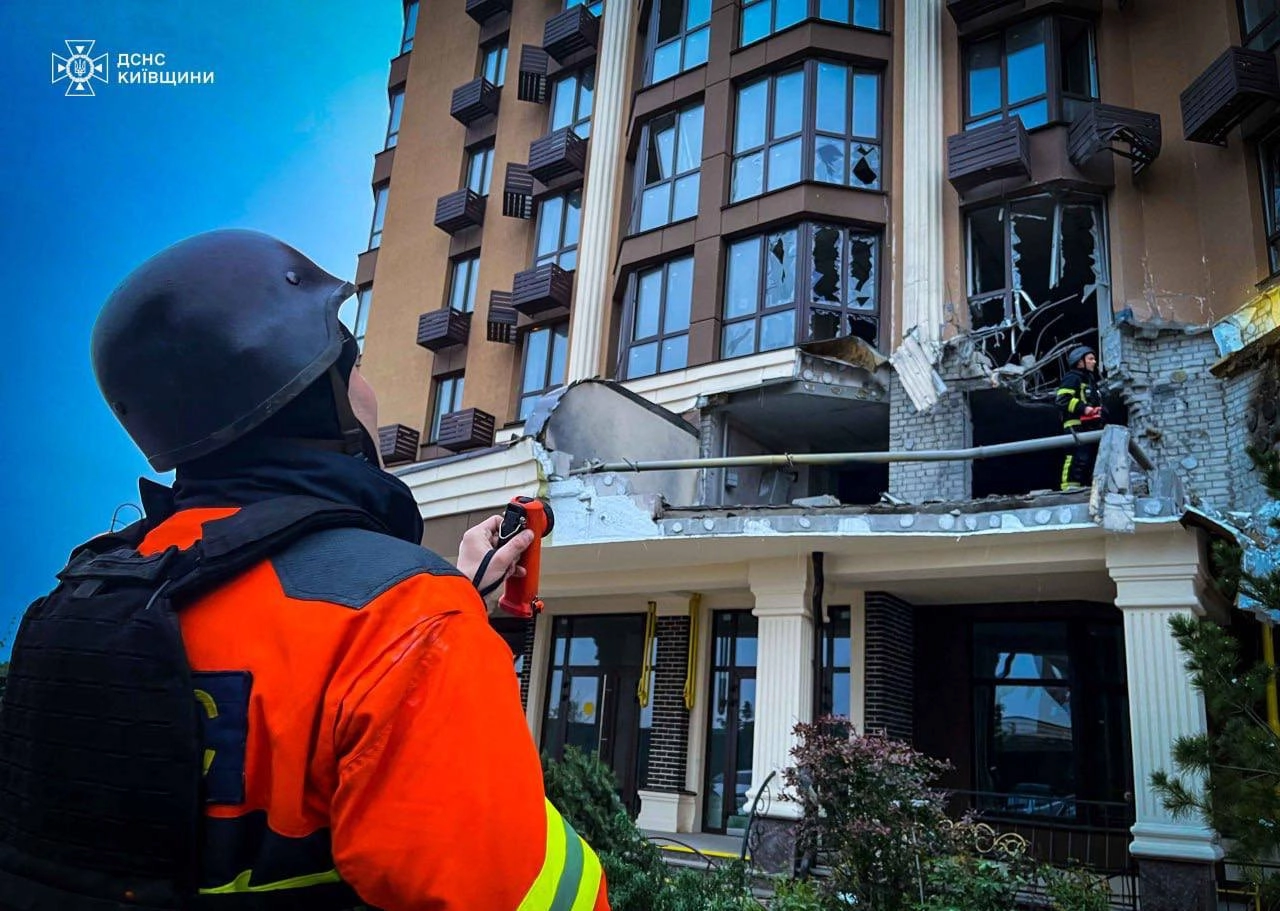 Deadly Russian Barrage Kills 2 in Kyiv Hours Before Putin’s Announced ‘Victory Day Truce’