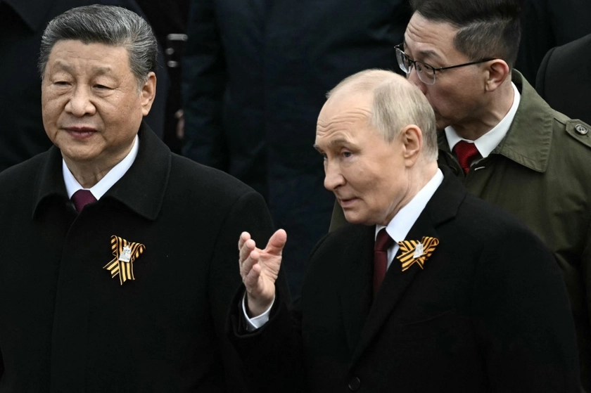 Сі вперше закликав Путіна до “справедливої” мирної угоди щодо України