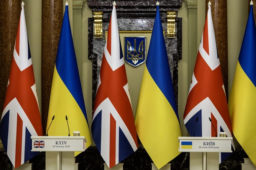 Британія надає майже 25 млн фунтів на гуманітарні проєкти в Україні