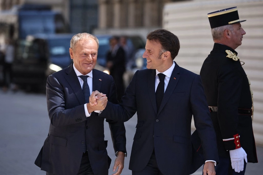 Poland and France Strengthen Their Alliance: Nuclear Umbrella or Courtesy?