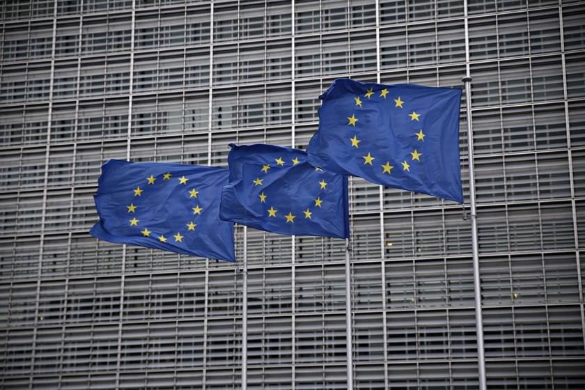 ЄС виділить додаткові €900 млн на зброю для України