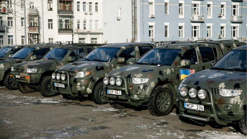 ‘Broe Trucks’ Keep Rolling: 16 More Delivered to Ukrainian Units on Front Lines