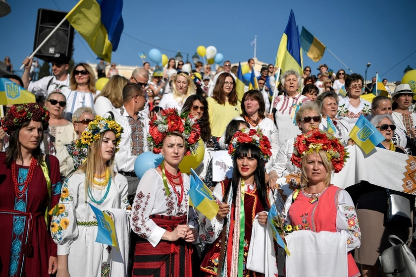 Vyshyvanka Day Flash Mob: Take a Photo in Your Traditional Ukrainian Embroidered Attire