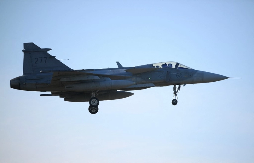 Україна очікує на перші поставки винищувачів Gripen – Міноборони