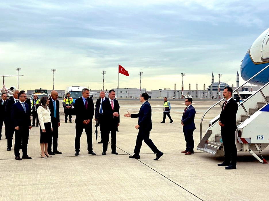 Rubio Arrives in Istanbul for Ukraine Talks Marred by Political Maneuvering