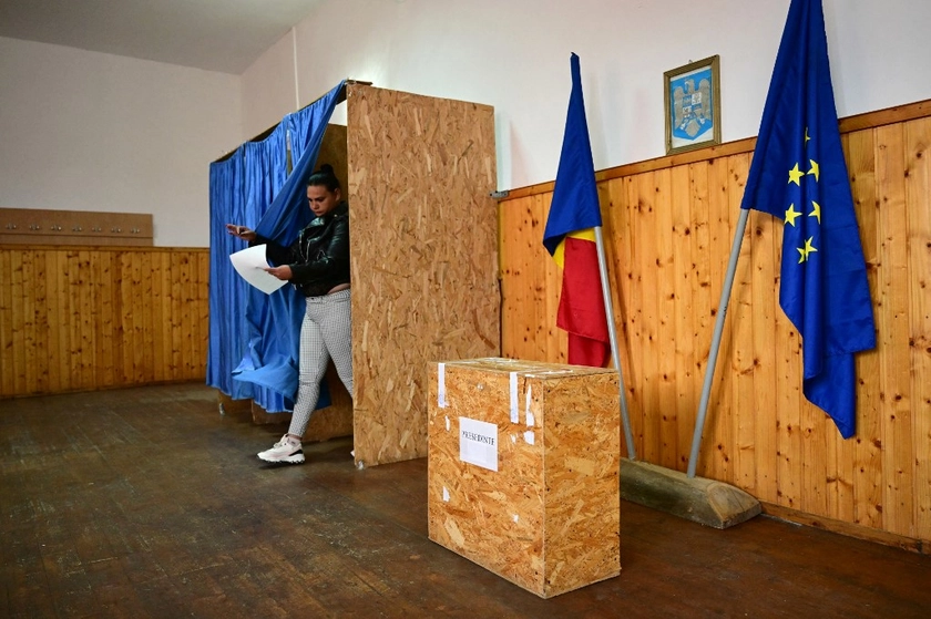 У Румунії відбувається другий тур виборів президента