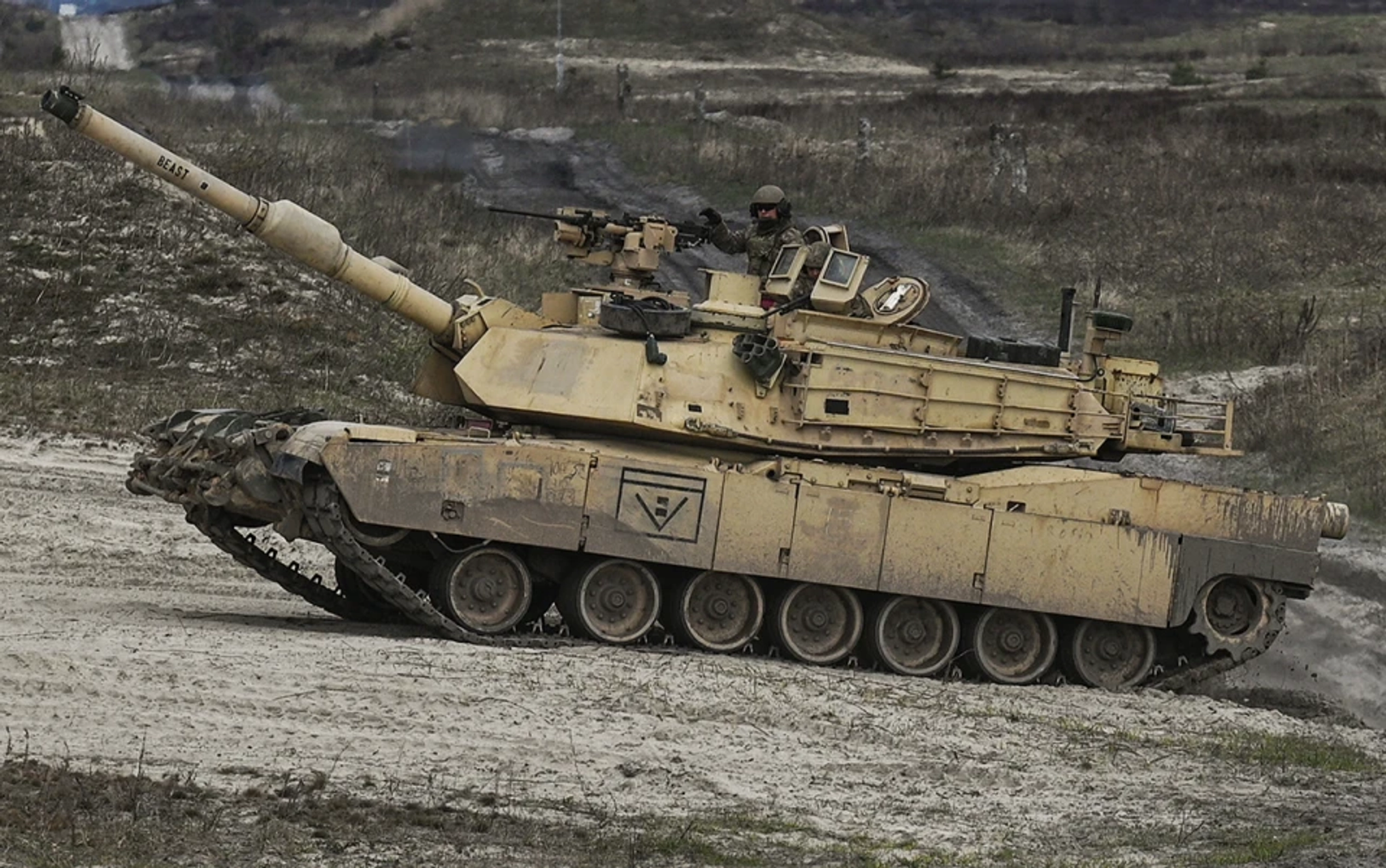 Австралія таки почала відправляти списані танки Abrams до України