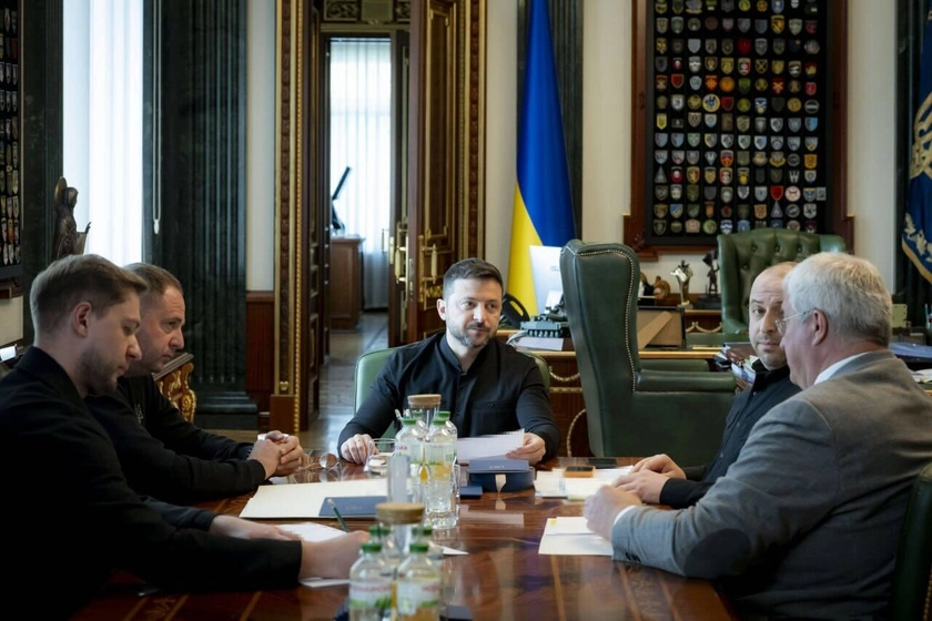 Зеленський доручив створити постійну групу для переговорів з Росією