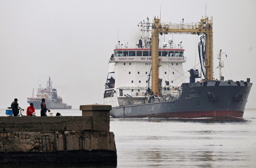 EU, UK Unveil Fresh Sanctions on Russia’s Shadow Fleet, Banking Firms