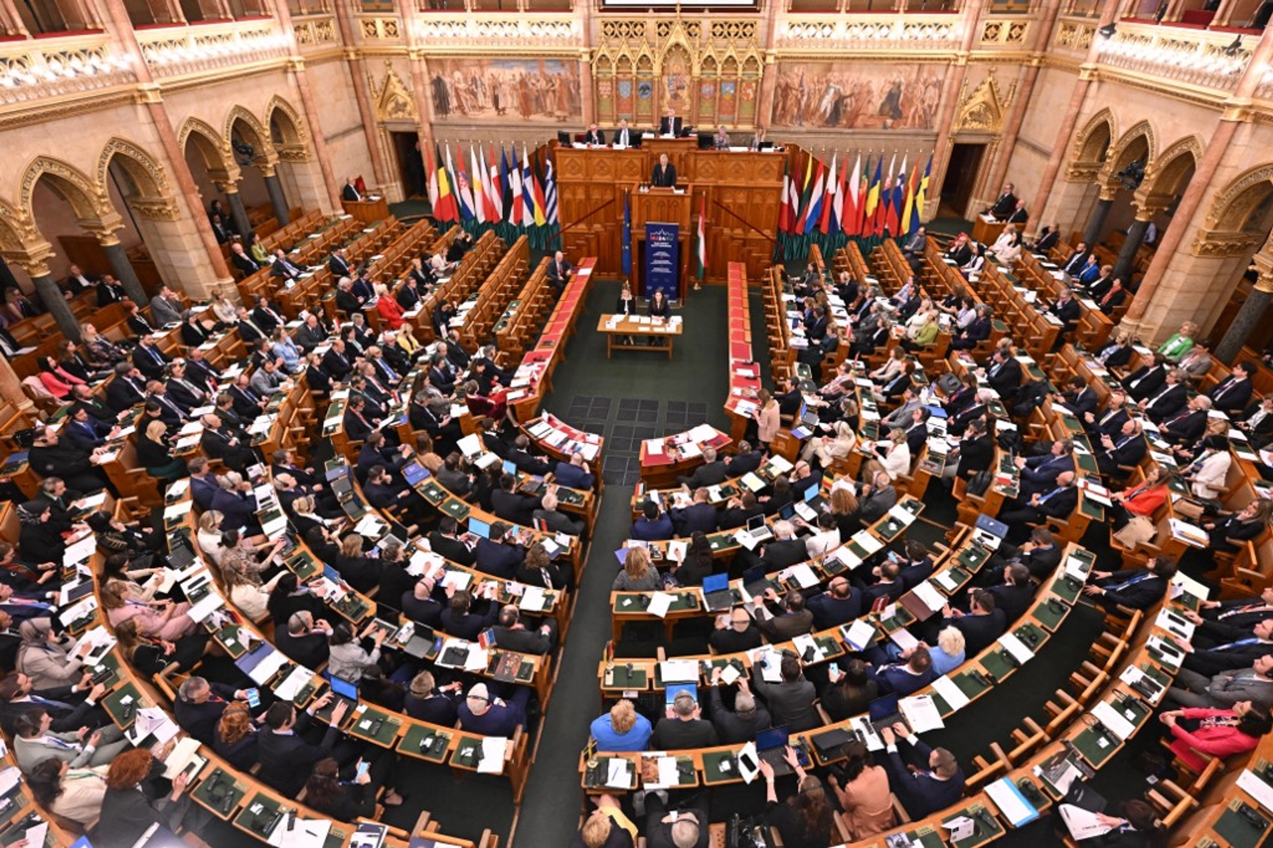 Парламент Угорщини підтримав вихід з Міжнародного кримінального суду