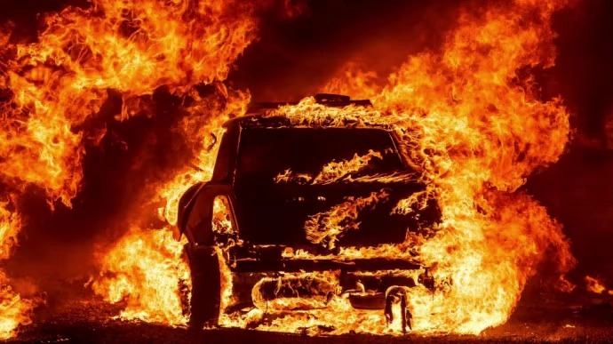 Під Скадовськом підірвали автомобіль з чотирма “кадировцями”