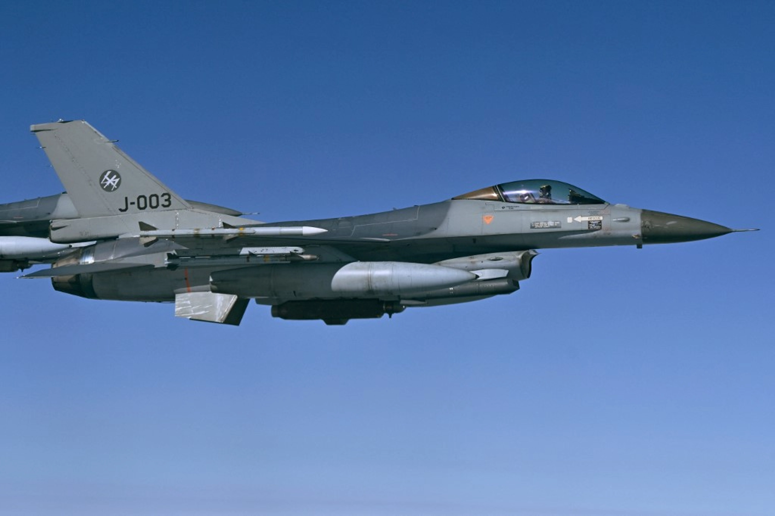 Romania Scrambles F-16s During Overnight Russian Attacks on Southern Ukraine
