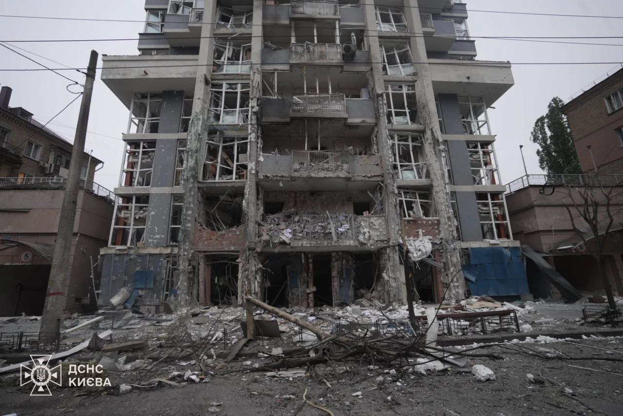 12 Killed, Including 3 Children, in Russia’s Worst Air Assaults on Ukraine in Weeks