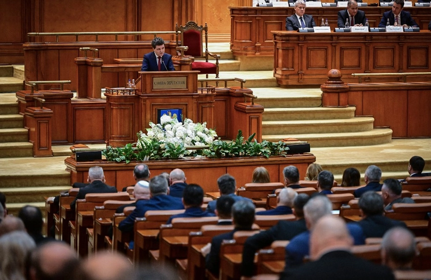 Нікушор Дан офіційно вступив на посаду президента Румунії