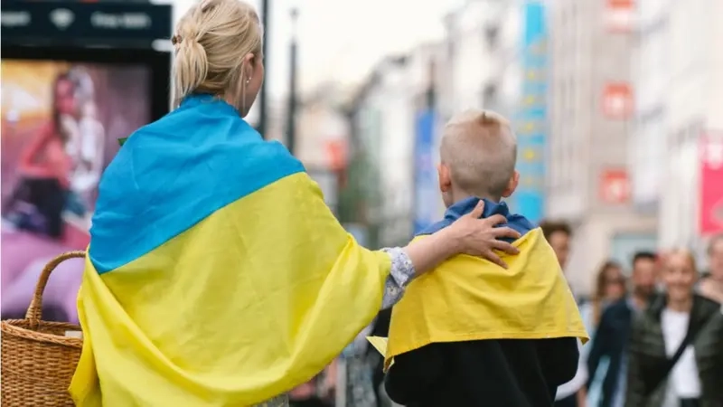 ЄС може поетапно згорнути тимчасовий захист українських біженців