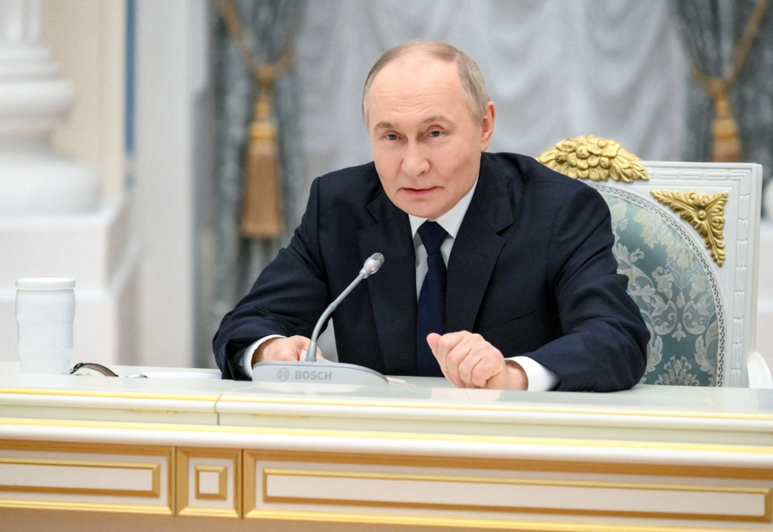 Путін вкотре виправдовує вторгнення в Україну: “Нас змусили”