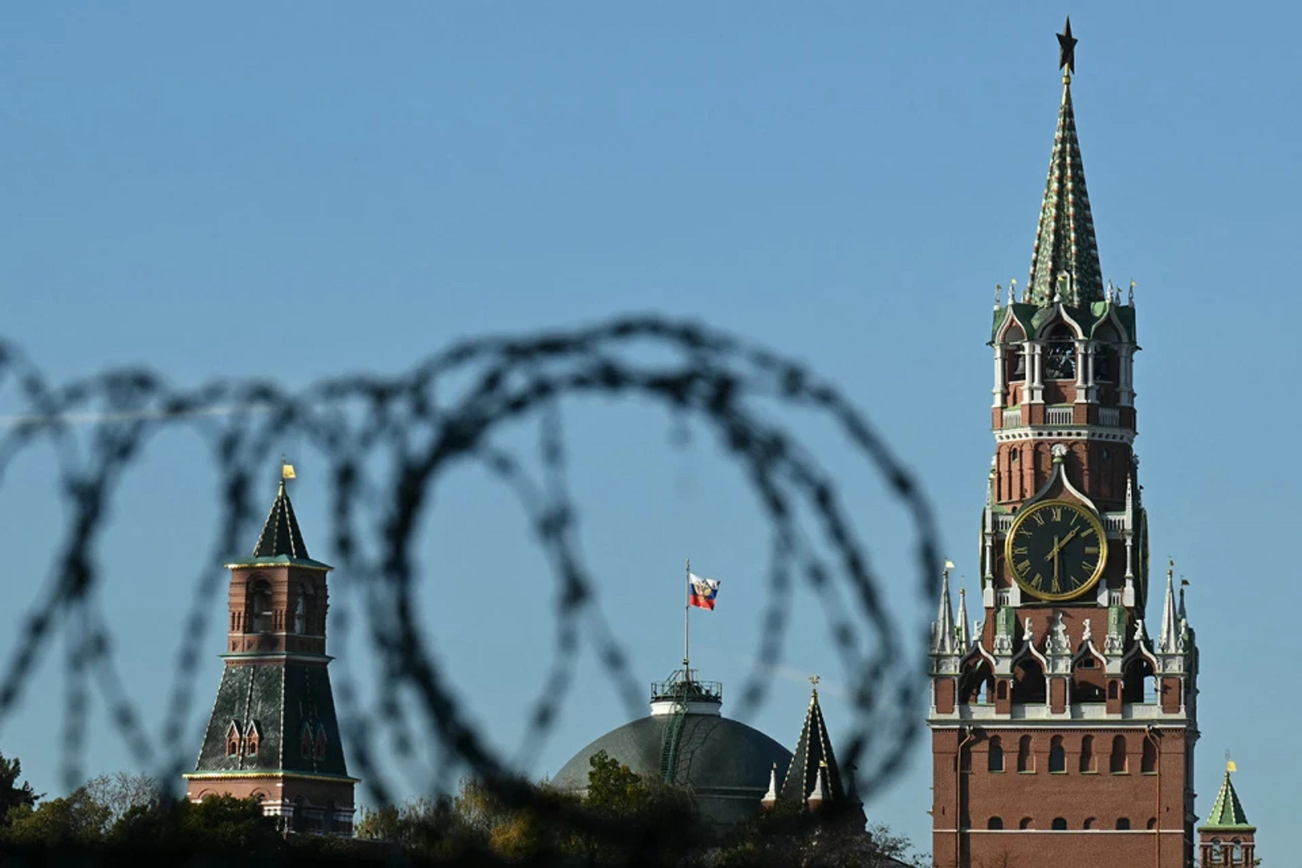 ГУР попередило про активізацію спроб Кремля завербувати українців у Європі