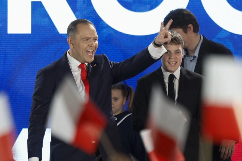 Кароль Навроцький переміг на президентських виборах у Польщі