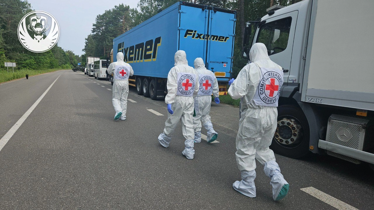 Ukraine Repatriates Bodies of Over 1,200 Fallen Soldiers, Including Fighters From Kursk