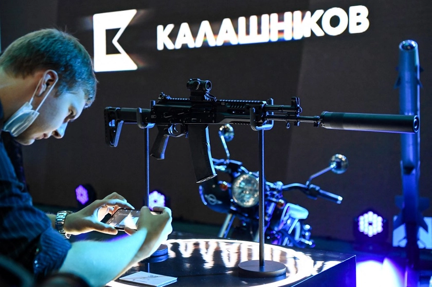 Kalashnikov Arms Producer Turns to Schoolkids to Keep Russia’s War Machine Running