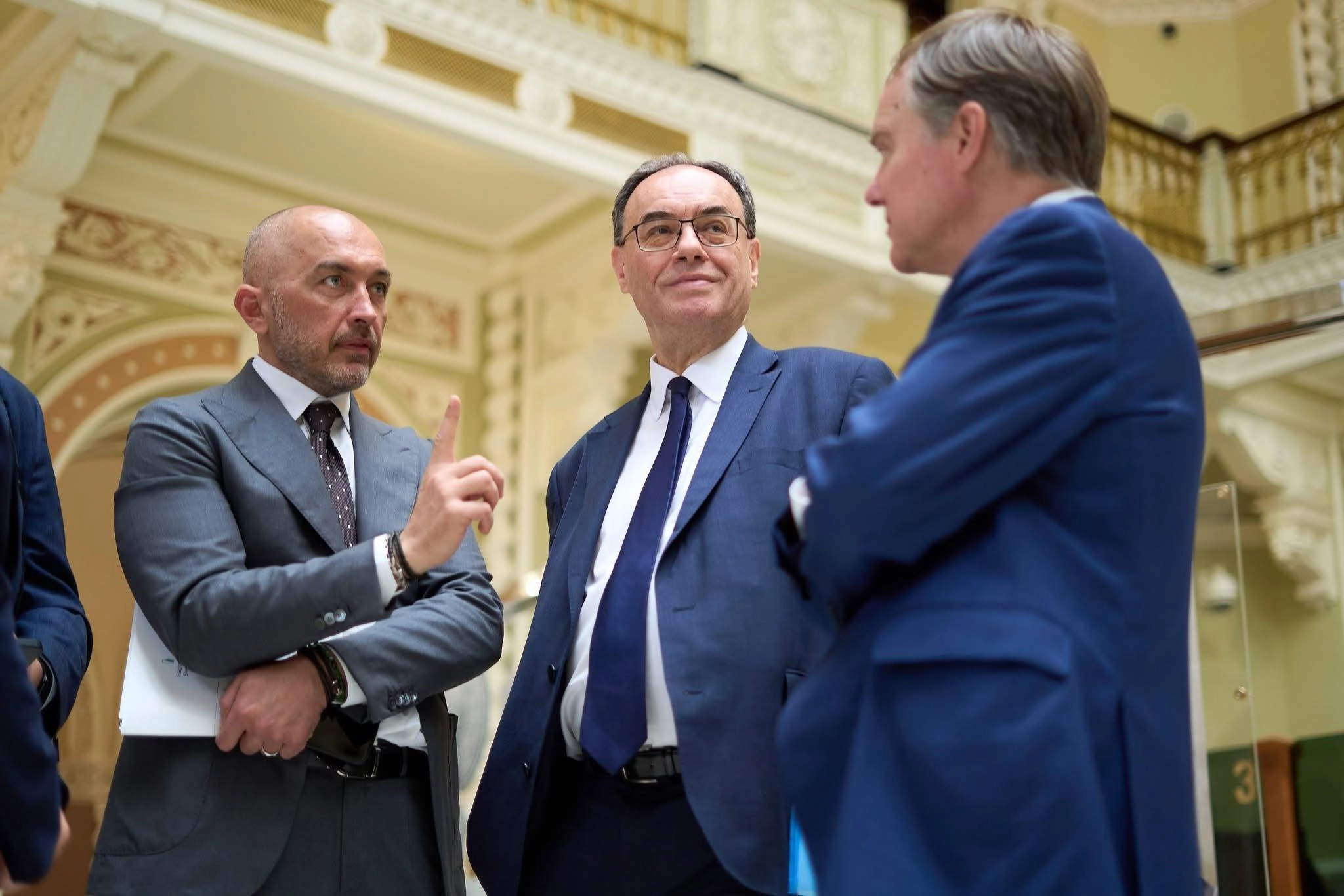 Bank of England Inspired by Ukraine Central Bank Contingency Planning