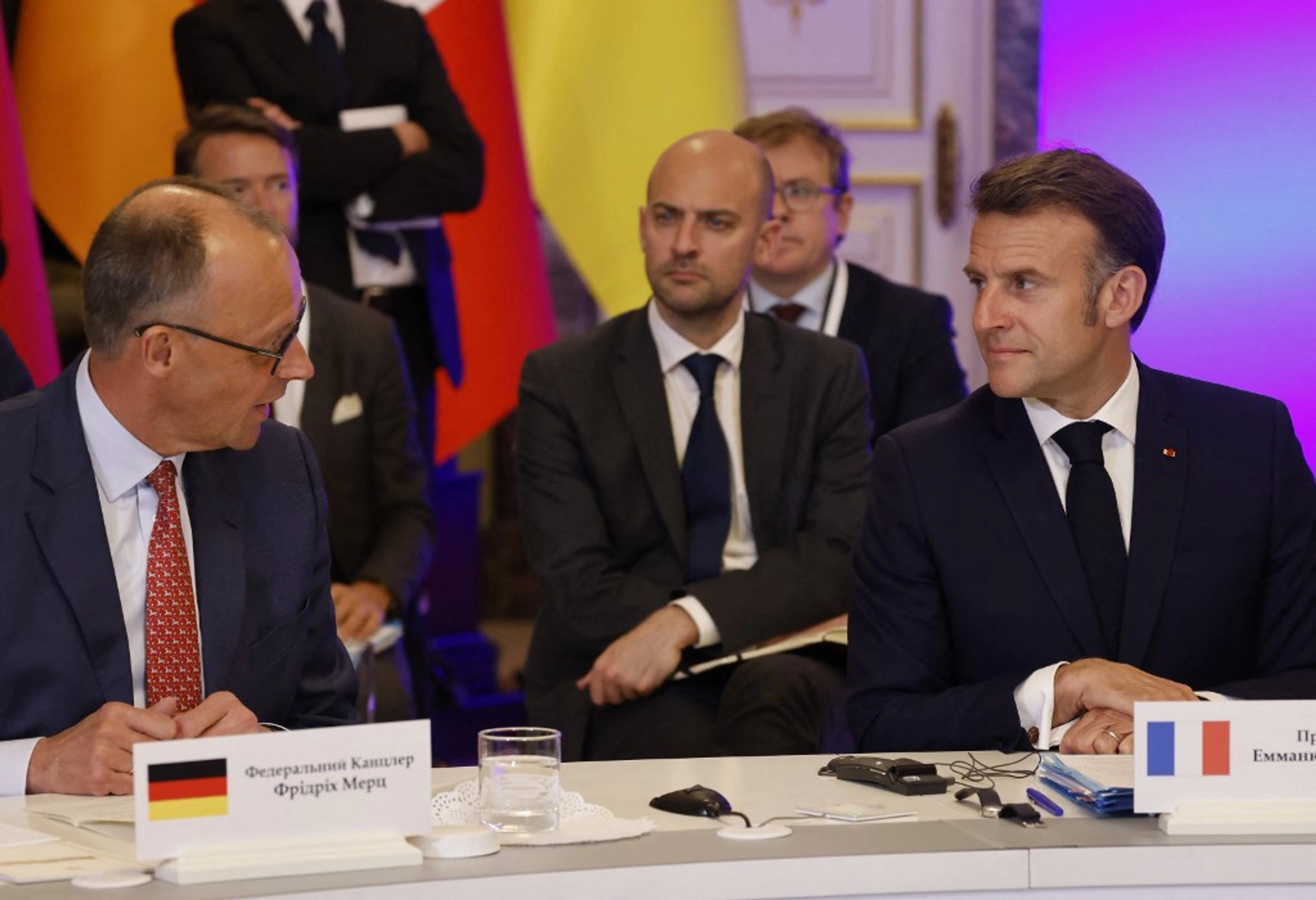 Merz, Macron Huddle Over NATO and EU-US Trade Row