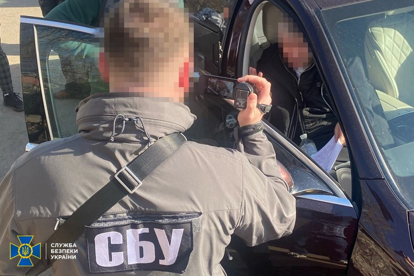 Odesa Bank Worker Exposed as FSB Agent: She Spied on Ukrainian Soldiers, Helped Plan Terror Attacks