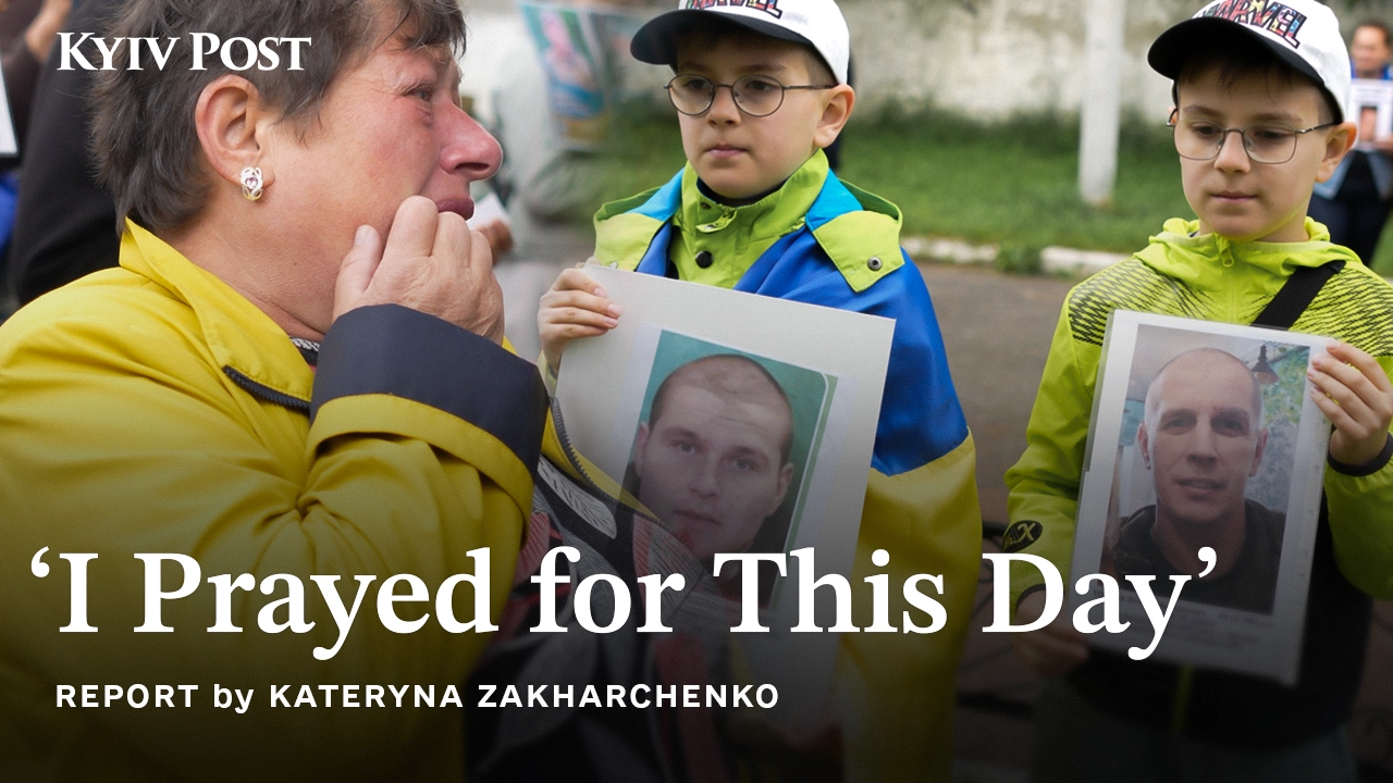 Tears &amp; Hope: Emotional Return of Ukrainian POWs Just Freed From Russian Captivity