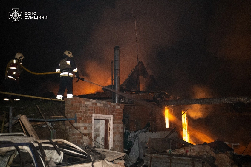 На Сумщині внаслідок обстрілу РФ загинули щонайменше троє осіб
