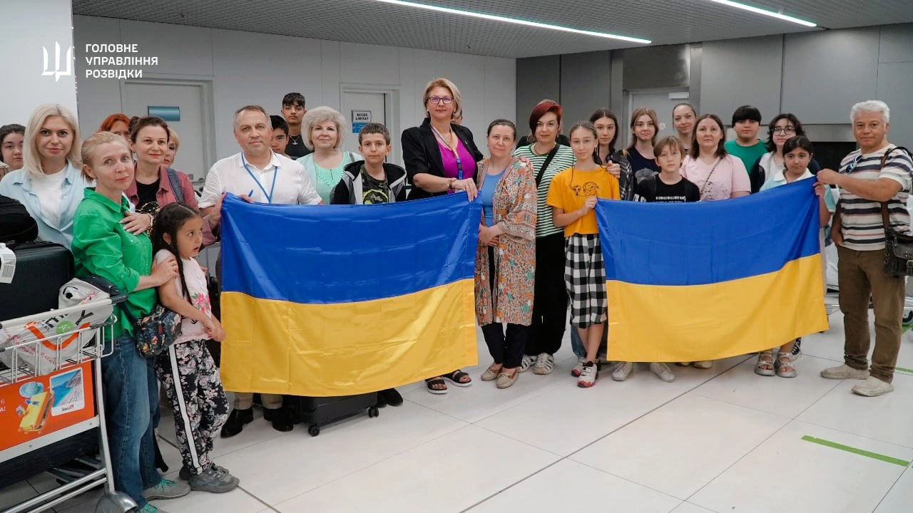 ГУР та МЗС успішно евакуювали ще 31 українця з Ірану