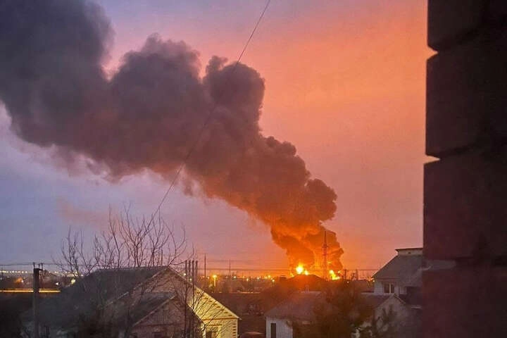 Дрони налетіли на оборонний завод “Атлант-Аеро” в Таганрозі