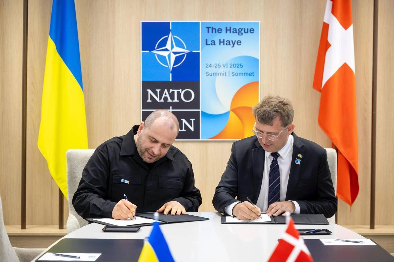 Україна та Данія домовились про спільне виробництво зброї
